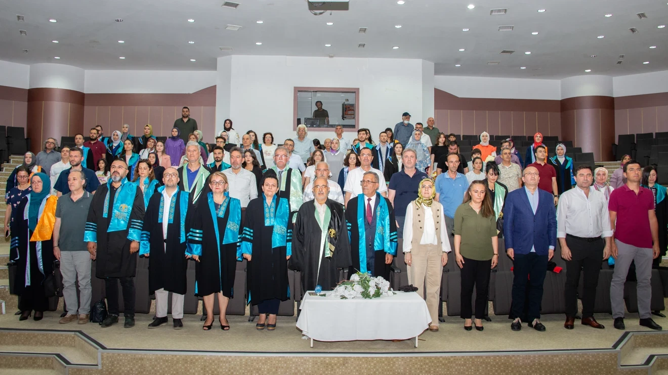 ENSTİTÜMÜZ MEZUNİYET VE ÖDÜL TÖRENİ GERÇEKLEŞTİRİLDİ
